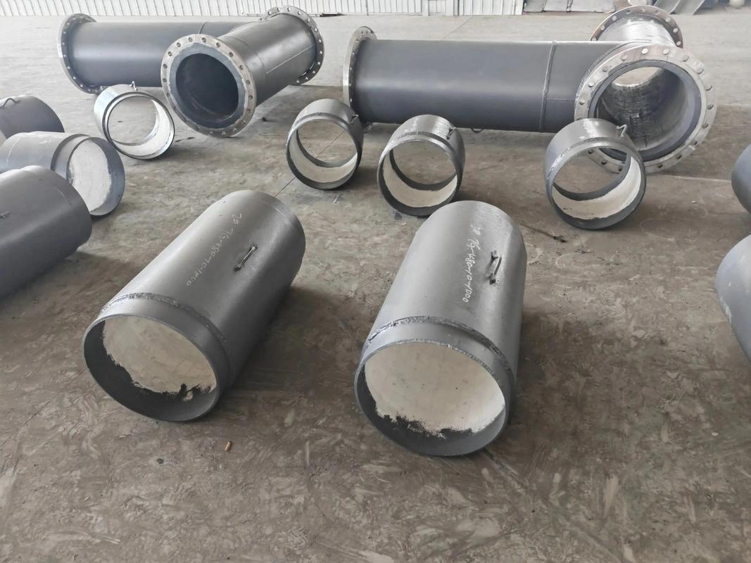 耐磨管道的應用與技術解析 從雙金屬耐磨管到陶瓷貼片管道
